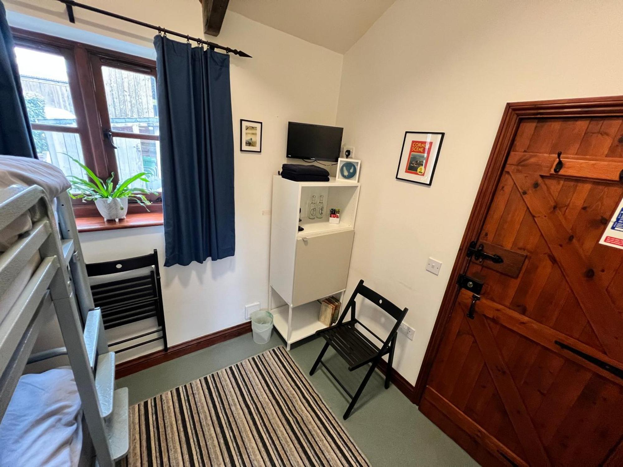 Lands End Hostel And B&B 세넨 외부 사진